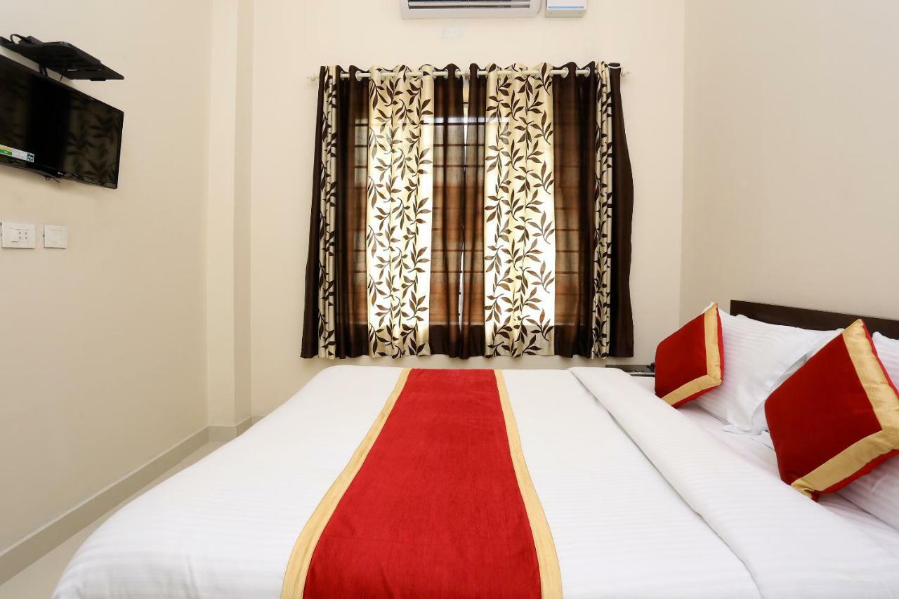 Oyo 9118 Saravana Inn Thiruvananthapuram Exteriör bild
