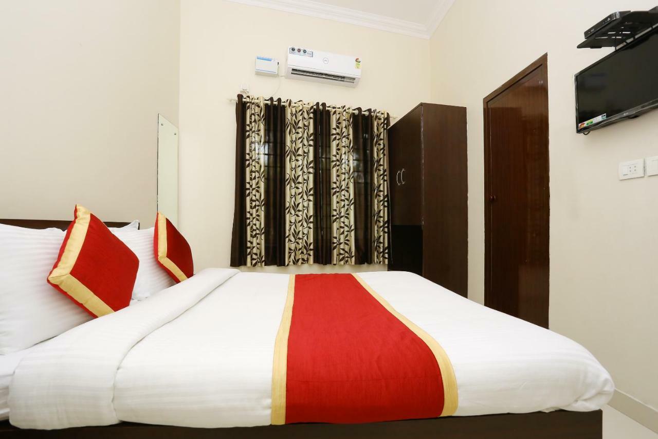 Oyo 9118 Saravana Inn Thiruvananthapuram Exteriör bild